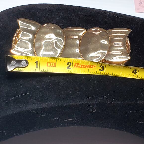 Gold Tone Stretch Bracelet Garold C. Miller Fashion Jewelry - Picture 4 of 4